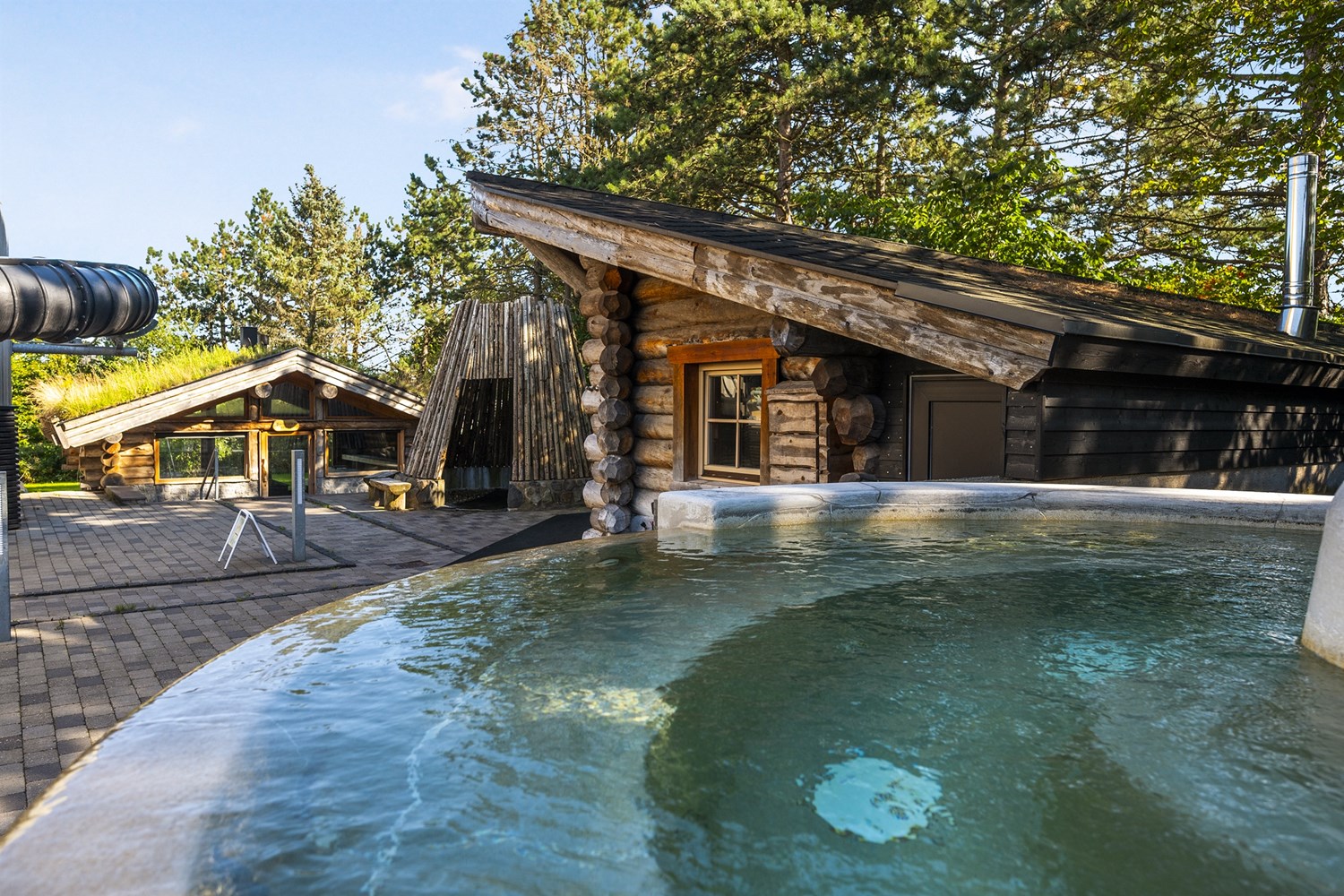 Udendørs varmtvandsbassin i Skansen Nørresundby